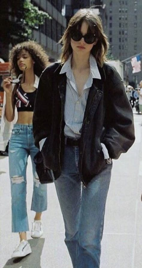 Leather Jacket Outfits, 90s Outfit, Looks Black, Looks Chic, 가을 패션, Casual Style Outfits, Mode Inspiration, Retro Outfits, Grunge Outfits