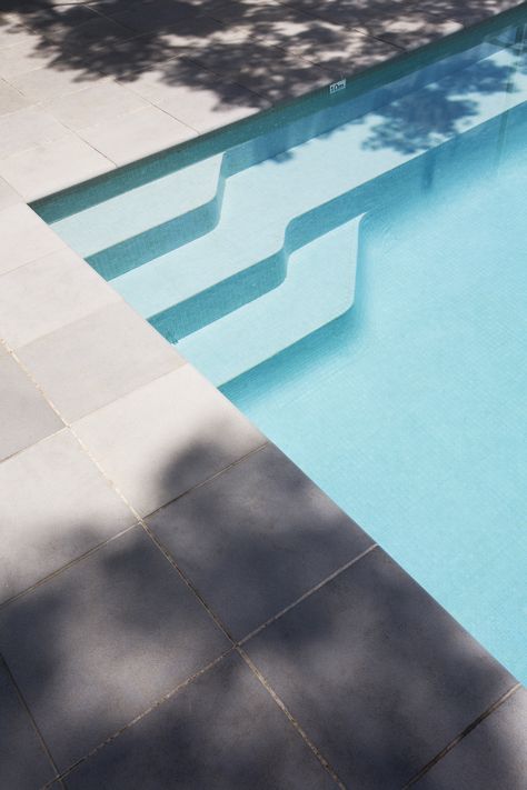 Pool Steps Design, Swimming Pool Steps Design, Pool Steps Inground, Infinite Pool, Tiled Pool, Pool Stairs, Swimming Pool Steps, Underwater Lighting, Concrete Pools