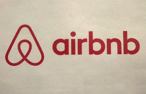 5 Things Airbnb Hosts Can Be Liable for Airbnb Logo, Couples Travel Photography, Airbnb Website, Chicago Vacation, Job Website, Airport Travel, Friends Travel, Outfit For Travel, Travel Photography Inspiration