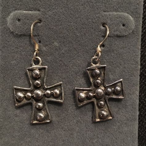 New Sterling Silver Earrings. Small Crosses Measure 1 1/4” Long. For Pierced Ears. Silver Earrings Small, Silver Cross Earrings, Inspo Fits, Small Crosses, Earrings Small, Cross Earrings, Sterling Silver Cross, Silver Cross, Earrings Color