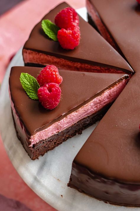 Chocolate Raspberry Mousse Cake – The Cozy Plum Chocolate Raspberry Tart Recipe, Layered Mousse Desserts, Chocolate Decadent Desserts, Dark Chocolate Souffle, Raspberry Chocolate Torte, Vegan Raspberry Mousse, Chocolate Pomegranate Cake, Raspberry Mouse For Cake, Dark Chocolate Raspberry Brownies