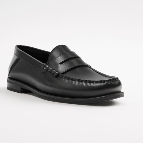 Zara Elegant Black Leather Loafers Sz 12 #38-689 Black Leather Loafers, Men Loafers, Zara Shoes, Zara Black, Shoes For Men, Leather Loafers, Derby, Shoes Mens, Size 12