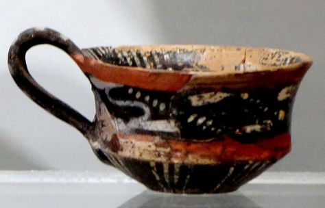 Pottery Portfolio, Ceramic Functional, Wabi Sabi Kitchen, Minoan Civilization, Ancient Ceramics, Minoan Art, Functional Ceramics, Sushi Set, Ancient Pottery