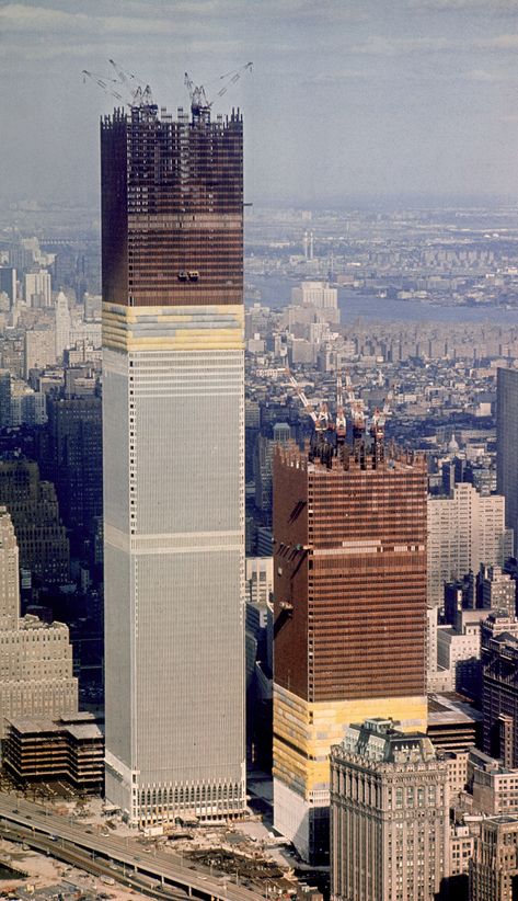 World Trade Center History: See 1960s Construction Photos | Time Photographie New York, World Trade Center Attack, World Trade Center Nyc, Nyc History, Ville New York, New York Vintage, One World Trade Center, Trade Centre, Twin Towers