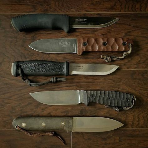 Survival Belt, Mora Knives, Knife Photography, Bushcraft Kit, Outdoor Survival Gear, Bushcraft Skills, Bushcraft Gear, Bushcraft Camping, Zombie Survival