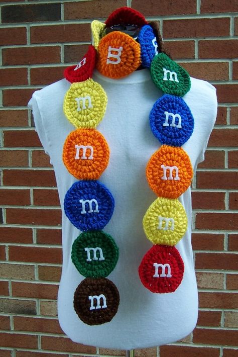 20 Cool Creativity And Funny Winter Scarf Designs Crochet Cowls, The Letter M, شال كروشيه, Knitted Scarves, Winter Crochet, Confection Au Crochet, Letter M, Scarf Crochet Pattern, Crochet Cowl