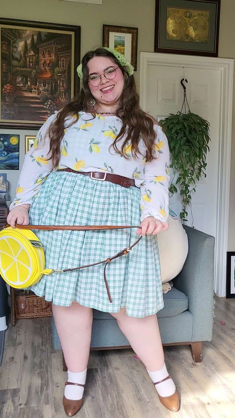 Cozy plus cottagecore lemon fit! Base dress I made from a thrifted sheet lemon shirt is from f21 belt is just walmart bag I made thift shoes no label crochet headband by me Kidcore Plus Size, Plus Size T Shirt Dress Outfits, Cottagecore Outfit Plus Size, Plus Cottagecore, Plus Size Cottagecore Fashion, Baking Outfit, Walmart Bag, Lemon Outfit, Plus Size Cottagecore