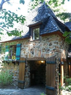 Bavarian Cottage, Storybook Cottage House Plans, German Homes, Cottage Shutters, Cottage Traditional, Tiny Cottages, Stone Structures, Storybook House, Tuscan Style Homes