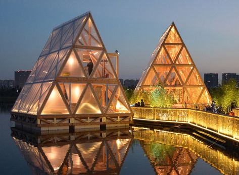 NLÉ unveils expanded version of its makoko floating school in china | Netfloor USA Landscape Architecture House, House Plans 2500 Sq Ft, Educational Architecture, Floating Architecture, Timber Architecture, Pavilion Architecture, A Frame House Plans, Mix Use Building, Brick Architecture