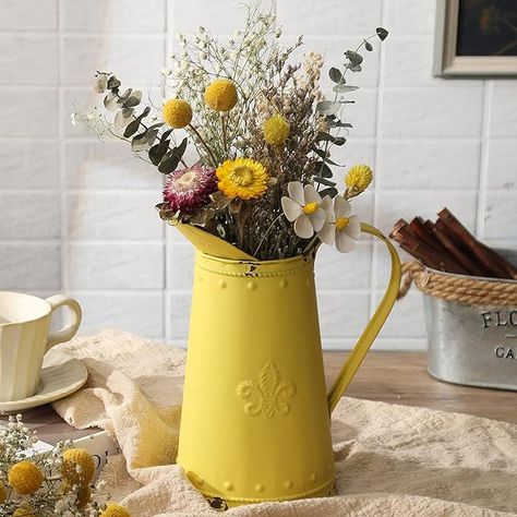 Metal Flower Vase Vintage Jug Rustic Farmhouse Decor for Home, Yellow Modern French Decor, Shabby Chic Vases, Pampas Grass Vase, Wedding Ambiance, French Farmhouse Style, Vintage Jugs, Flower Girl Bouquet, Decorated Flower Pots, Style Shabby Chic