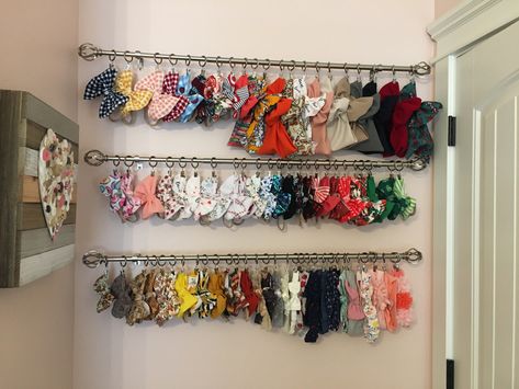 Baby Closet Organization, Bow Organizer, Baby Closet, Girl Nursery Room, Baby Head, Mommy Life, Baby Girl Room, Girls Bows, First Baby