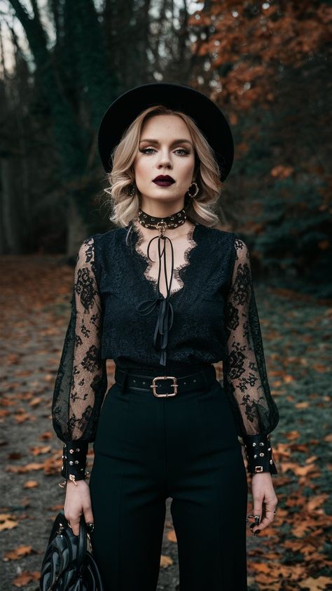 Goth Outfit Women, Autumn Style Outfits, Pretty Goth Outfits, Midsize Goth Outfits, Feminine Goth Outfit, Chic Goth Outfits, Goth Inspired Outfits, Stylish Black Outfits, Goth Chic Outfits