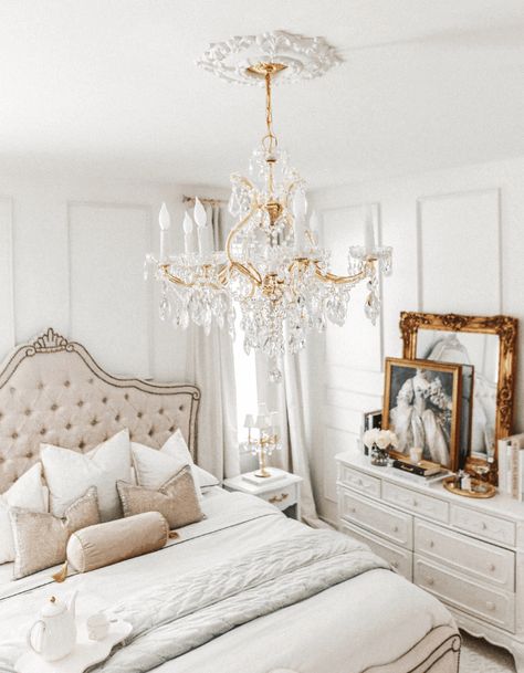 Parisian Room, Parisian Bedroom, Maria Theresa, French Bedroom, Bilik Tidur, Classic Elegant, White Bedroom, Bedroom Themes, Light Chandelier