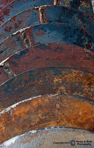 ♀ Color inspiration and texture rust metals - using it on winter layers: Paint Peeling, Graphisches Design, Texture Inspiration, Peeling Paint, Image Bank, Rusted Metal, Rusty Metal, Abstract Canvas Painting, Handmade Oil