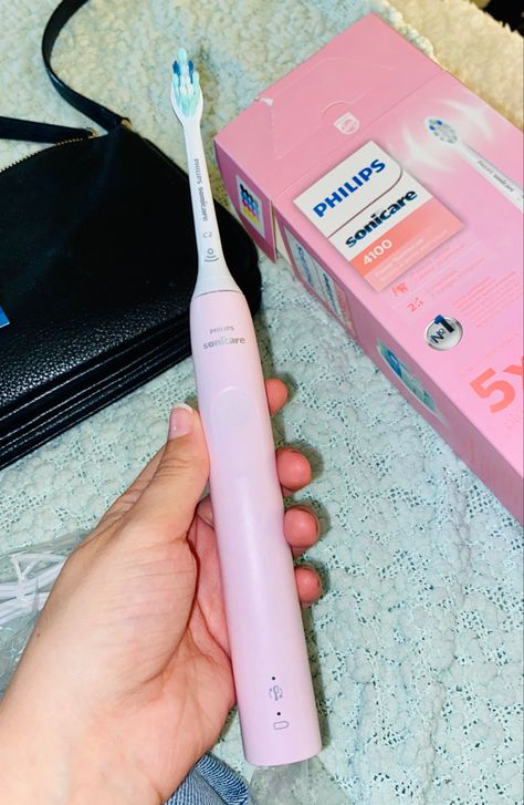 Pink Toothbrush Aesthetic, Brushing Teeth Aesthetic, Aesthetic Toothbrush, Toothbrush Aesthetic, Pink Toothbrush, Cutesy Aesthetic, Cute Toothbrush, Teeth Aesthetic, Girly Vibes