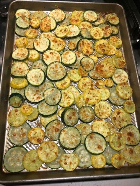 Tasty Recipes Oven Roasted Zucchini And Squash, Zucchini Oven, Oven Roasted Squash, Squash In Oven, Pretty Baking, Oven Roasted Zucchini, Roasted Veggies In Oven, Zucchini And Squash, Squash And Zucchini