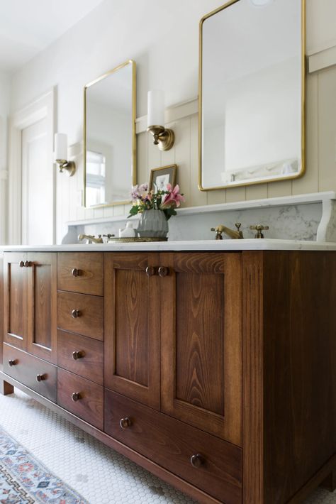 Mixed Wood Bathroom, Wood Stain Bathroom Vanity, Brown Bathroom Vanity Ideas, Wooden Vanity Bathroom, English Country Bathroom, Brown Bathroom Vanity, Vintage Inspired Bathroom, Craftsman Bathroom, Dark Wood Cabinets