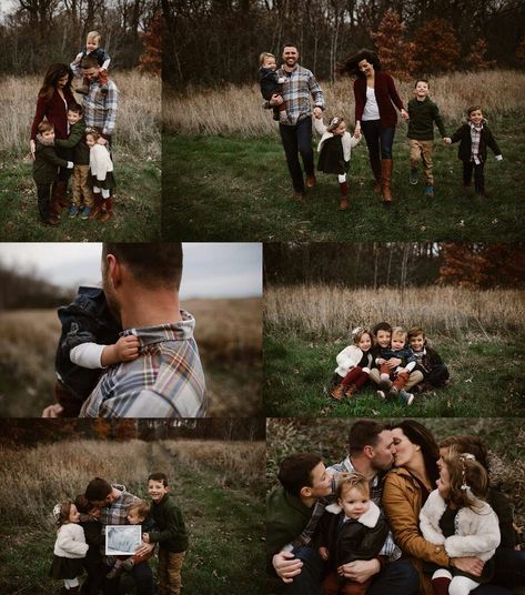 Forest Family Photoshoot, Moody Family Photos, Fall Photoshoot Family, 가족 일러스트, Winter Family Pictures, Family Photo Outfits Winter, Big Family Photos, Winter Family Photos, Fall Family Portraits