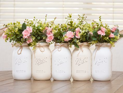 White Mason Jar Centerpieces with Artificial Flowers Jar Centerpiece Wedding, Bridal Shower Decorations Rustic, Mason Jar Centerpiece, Fall Mason Jars, Mason Jar Vases, Jar Centerpieces, Mason Jar Flowers, Rustic Mason Jars, Bridal Shower Centerpieces