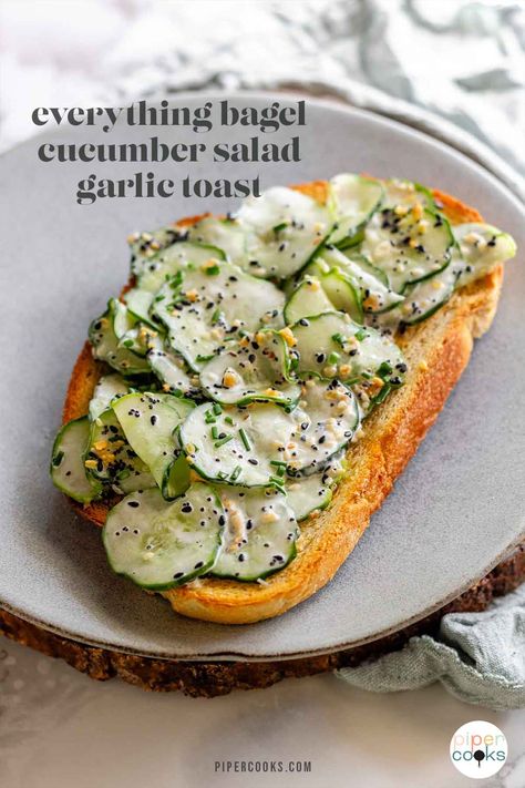 Looking for a fresh twist on toast? This Cucumber Salad Garlic Toast is a game-changer! Thinly sliced cucumbers tossed in mayo and everything bagel seasoning create a cool, creamy topping for warm, garlicky bread. It's a texture lover's dream - crunchy, smooth, and crispy all in one bite. Plus, it's super easy to make. Ideal for busy weeknights or lazy weekend brunches. Customize it with your favorite seasonings or add some feta for extra tang. Get ready to fall in love with this tasty treat! Cucumber Toast Recipe, Bagel With Cucumber, Cucumber Everything Bagel, Cucumber Toast, Bean Toast, Unstuffed Pepper Casserole, Italian Seasoning Recipe, Pepper Casserole, White Rice Recipes