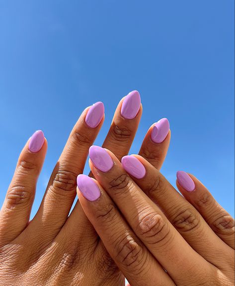 Dip Nail Inspo Spring, Solid Color Nail Ideas Summer, Simple Almond Nails Summer Solid Color, Basic Nail Color Ideas, Solid Color Acrylic Nails Summer, Summer Nail Inspo Solid Color, Dip Nails For Summer, Dip Nails Ideas Summer, Nail Ideas Spring 2024