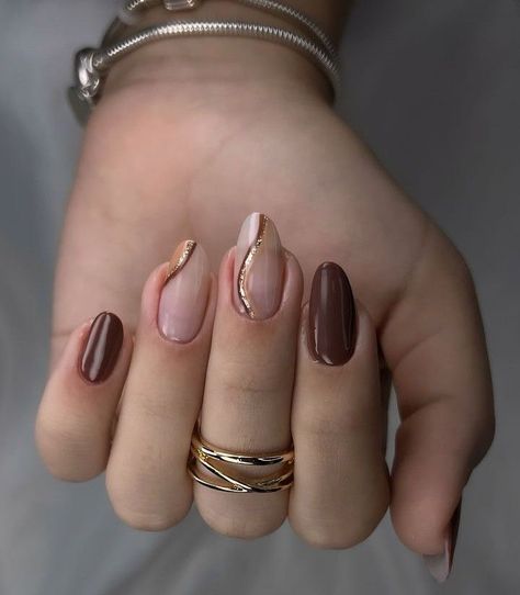 Artificial Nails Designs, French Almond, Fake Nails With Glue, Almond Nails Designs, Nail Length, Fall Nail Colors, Autumn Nails, False Nail, Nail Sizes