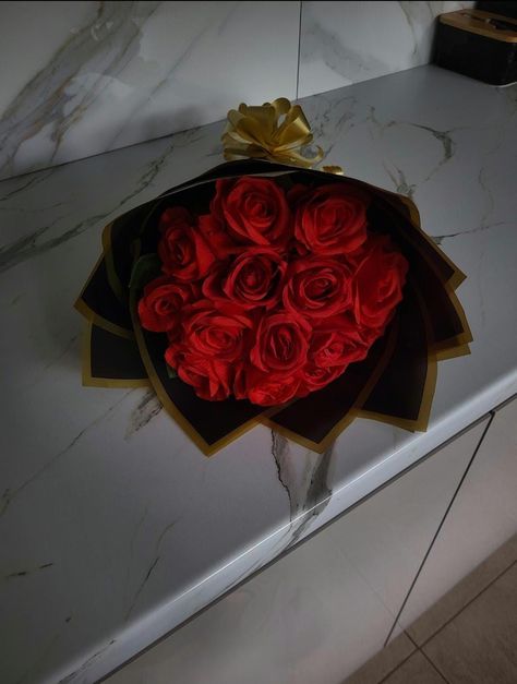 Brighten any occasion with our elegant red rose artificial flower bouquets created specially to gift your loved ones. Red Aesthetic Roses, Red Bouquet Flowers, Red Rose Flower Bouquet, Red And Black Flowers, Delulu Era, Artificial Flower Bouquets, Red Flower Bouquet, Rose Flower Bouquet, Red Bouquet