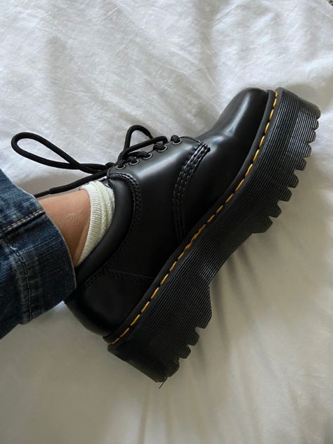 Platform Doc Loafers, Doc 1461 Outfit, Doc Martin Aesthetic, Dc Marten, Keeping 13 Chloe Walsh, Doc Marten Platform, Doc Martens Aesthetic, Keeping 13, Chloe Walsh