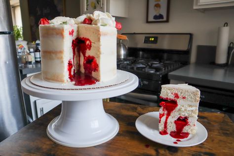 Recipe: Bleeding Cake — Sugared Nerd Creepy Cakes, Heart Cake Recipes, Gothic Birthday Cakes, Cake 2022, Halloween Spread, How To Make Wedding Cake, Clue Party, 18th Birthday Party Themes, Decorator Frosting