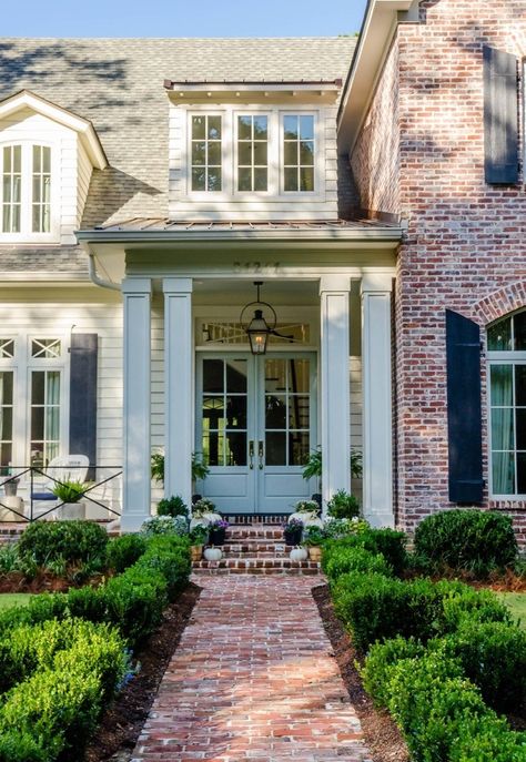 East Coast Summer French Cottage Exterior, Southern Home Exterior, Classic Home Exterior, Brick Colonial House, Victorian Home Exterior, Traditional Brick Home, Georgiana Design, East Coast Summer, Brick Porch