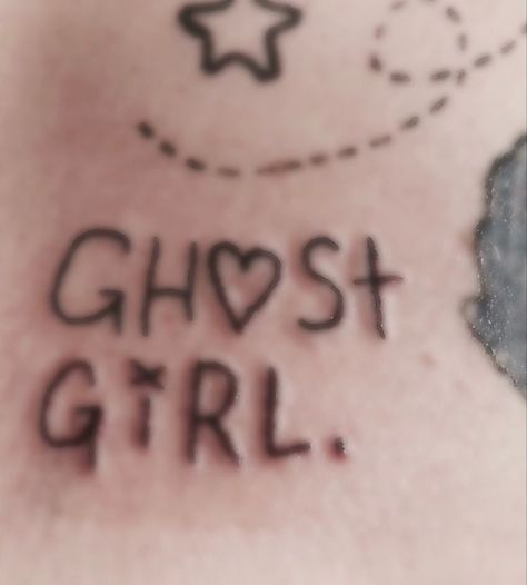 Cute Small Goth Tattoos, Small Tattoos Emo, Small Tattoo Ideas Goth, Stick And Poke Ideas Small Grunge, Cute Emo Tattoos, Stick And Poke Tattoo Ideas Edgy, Least Painful Places To Get A Tattoo, Stick N Poke Ideas Grunge, Grunge Tattoos Dark