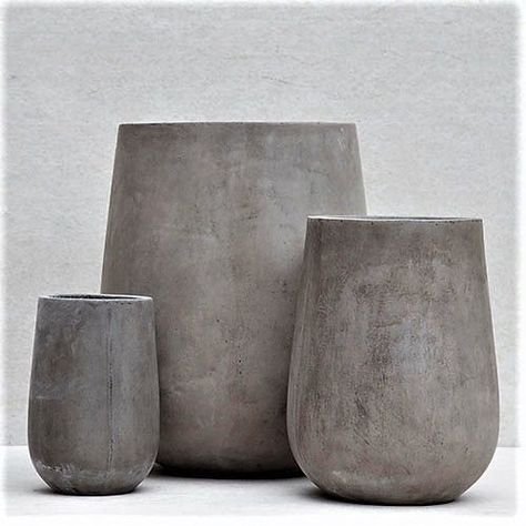 Cement Plant Pots, Vasos Vintage, Modern Planters Outdoor, Concrete Plant Pots, Plant Pot Design, Large Plant Pots, Cement Color, Concrete Bowl, Wicker Planter