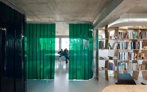 x-tu x office paris france designboom Wall Separation Ideas, Scda Architects, Strip Curtains, Paris Interiors, Cool Bookshelves, Store Concept, Architects Office, Exhibition Stand Design, Retail Design Blog