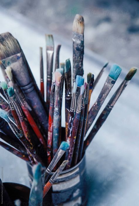 Still life Artist Paint Brush in Painting Studio by Raymond Forbes LLC - Paintbrush, Still life - Stocksy United Creative photography Inspiration #awesomephotography #amazingphotography #landscapephotography #fineartphotography #familyphotography #creativephotography #aestheticphotography #photographyideas #learnphotography #photographyinspiration #stocksy #stocksyunited Painting Photography Aesthetic, Artist Painting Studio, Painting Brush Aesthetic, Painting Brushes Photography, Paintbrushes Aesthetic, Paint Brush Photography, Photography For Painting, Paint Brushes Aesthetic, Artist Life Aesthetic