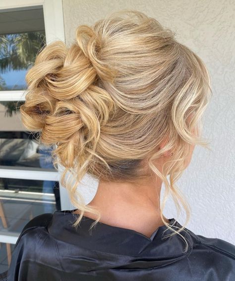 Mother Of Bride Hairstyles Medium Length Over 50, Fine Hair Updo Wedding, Mother Of The Bride Hair Updo, Bride Updo Hairstyles, Mother Of The Bride Updos, Mob Hair, Mother Of The Bride Hairdos, Bride Hairstyles Updo, Mother Of The Groom Hairstyles