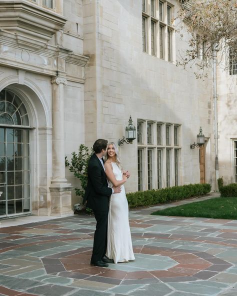 Greystone Mansion Engagement Photos, Elopement Aesthetic, Greystone Mansion, Los Angeles Wedding Photographer, Los Angeles Wedding, Couple Photoshoot, Wedding Los Angeles, Love Stories, Engagement Photoshoot