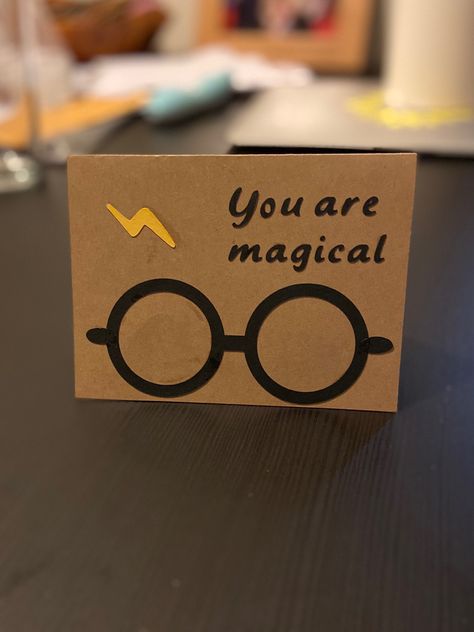 Harry Potter Valentine Ideas, Diy Gifts For Harry Potter Fans, Harry Potter Birthday Card Cricut, Harry Potter Theme Birthday Card, Harry Potter Cards Diy, Harry Potter Themed Gifts Diy, Harry Potter Cards Birthday, Harry Potter Birthday Card Ideas, Harry Potter Card Ideas