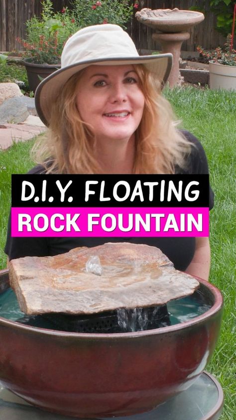 Homemade Water Fountains, Backyard Water Fountains, Tanaman Air, Solar Water Feature, Diy Solar Fountain, Solar Bird Bath, Bird Fountain, Diy Water Feature, Deck Balcony