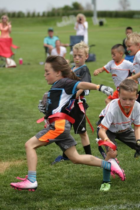 Youth Flag Football, Tackle Football, Nfl Flag, Sports Skills, Youth Football, Flag Football, Team Work, Be Active, Football Kids