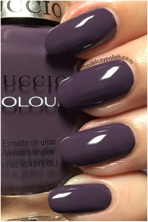 Eggplant Nails Acrylic, March Gel Nails, Spring Colors Nails, Cuccio Nails, Fall Gel Nails, Purple Nail, Makijaż Smokey Eye, Fall Nail Colors, Fabulous Nails