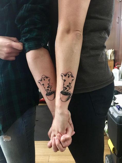 Halloween Wedding Tattoo, Small Matching Spooky Tattoos, Matching Horror Tattoos For Best Friends, Spooky Couples Tattoo, Matching Spooky Tattoos For Best Friends, Spooky Matching Tattoos, Spooky Best Friend Tattoos, Matching Halloween Tattoos, Tattoos Spooky