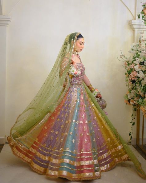 21 Unconventional Non-Red Bridal Outfits That Make A Statement! Mehendi Bridal Outfit, Mehndi Dress For Bride, Mehndi Look, Pastel Color Dress, Mehndi Outfit, Mehndi Dresses, Mehndi Dress, Shadi Dresses, Desi Wedding Dresses