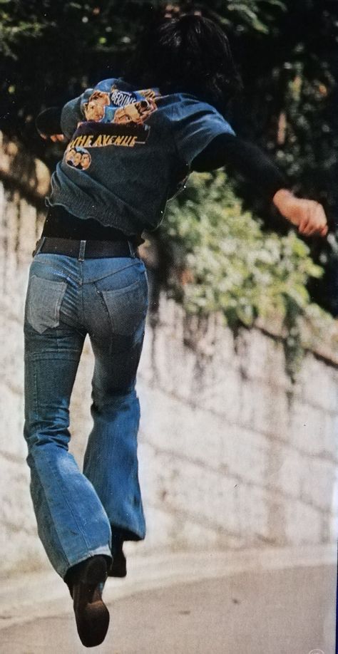 Bell Bottoms Aesthetic, Men Style Aesthetic, Vintage Men Style, Quote Fashion, Cowboy Aesthetic, 70s Inspired Fashion, 70s Aesthetic, Style Aesthetic, 70s Fashion