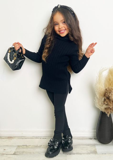 Kids Outfit Idea 50 . Kids Outfit Idea #kidsfashion #kidsootd #backtoschooloutfit #holidayoutfit #birthdayoutfit #partyoutfit #minifashionista #stylemini #instakids #fashionkids. https://whispers-in-the-wind.com/fashion-hacks-for-busy-parents-quick-and-stylish-outfit-ideas-for-kids/?51 Elementary Girl Outfits, Toddler Girl Winter Outfits, Kids School Outfits, Girls Fall Outfits Kids, Toddler Outfits Girl, Girl Fall Outfits, Girls Holiday Outfit, Kids Outfits Daughters, Girls Winter Outfits