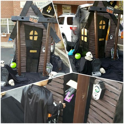 Trunk or Treat Haunted House with doorbell and mailslot for the butler to give candy :) Trunk Or Treat Haunted House, Camping Trunk Or Treat, Halloween Parade Float, Trunker Treat Ideas, Ghoul Gang, Holiday Crafts Gifts, Mail Slot, Haunted House Decorations, Halloween Witch Decorations