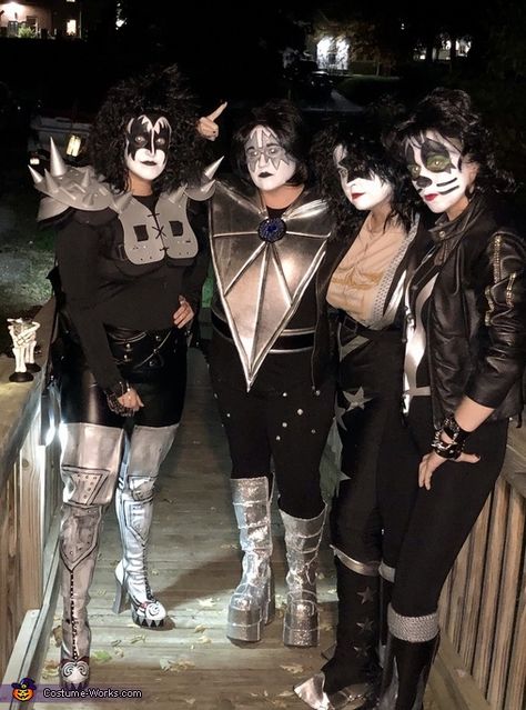 Kiss Costume Women, Themed Party Outfits, Kiss Halloween Costumes, Kiss Costume, Teacher Halloween Costumes, Diy Halloween Costumes For Women, Homemade Costume, Costume Works, Costumes Diy