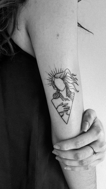 Aphrodite Tattoos, Aphrodite Tattoo, Venus Tattoo, Birth Of Venus, Sandro Botticelli, Tattoo Sleeve, The Goddess, Aphrodite, A Tattoo