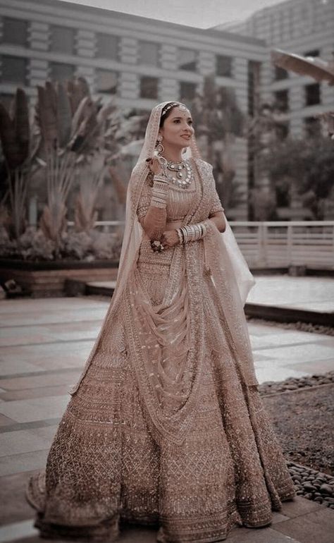 Latest Bridal Lahnga Design 2022, Muslim Bridal Lehenga, Lehenga Drapes, Bride Lehenga, Marriage Preparation, Bridal Shots, Rajasthani Bride, Muslim Bridal, Lehenga Design