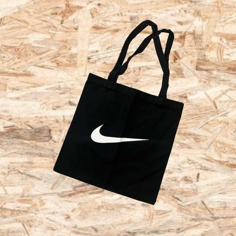 Asia Exclusive!! Not Available In The Us!! Nike Store Promotional Item From Overseas Brand New Size: 15” X 15” Black/White Comes From Smoke Free Home 100% Authentic Bag Nike, Nike Bags, Nike Store, Promotional Item, New Nike, Womens Tote Bags, Black Nikes, Nike Women, Not Available