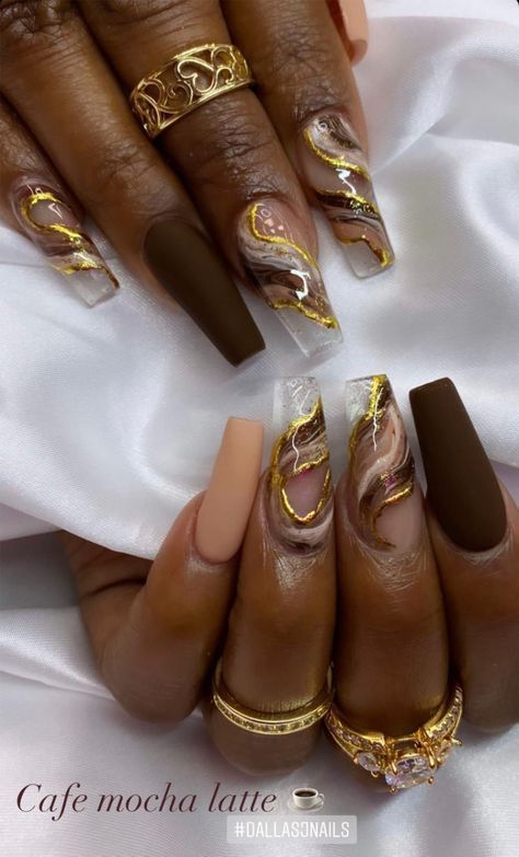 There's a new beauty trend taking over Instagram and it's absolutely stunning. Say hello to "quartz nails". Brown And Grey Nails Design, Pretty Nail Ideas Acrylic Fall, Army Green And Brown Nails, Nail Designs Brown And Gold, Brown And Gold Marble Nails, Cream And Gold Nail Designs, Brown Fall Nails 2022, Chocolate And Gold Nails, Coffin Acrylic Nails Gold